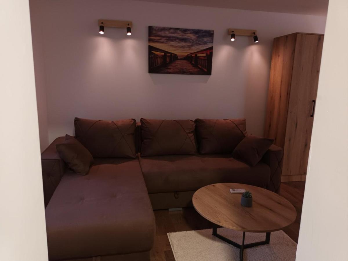 Aurora Appartement Belgrado Buitenkant foto
