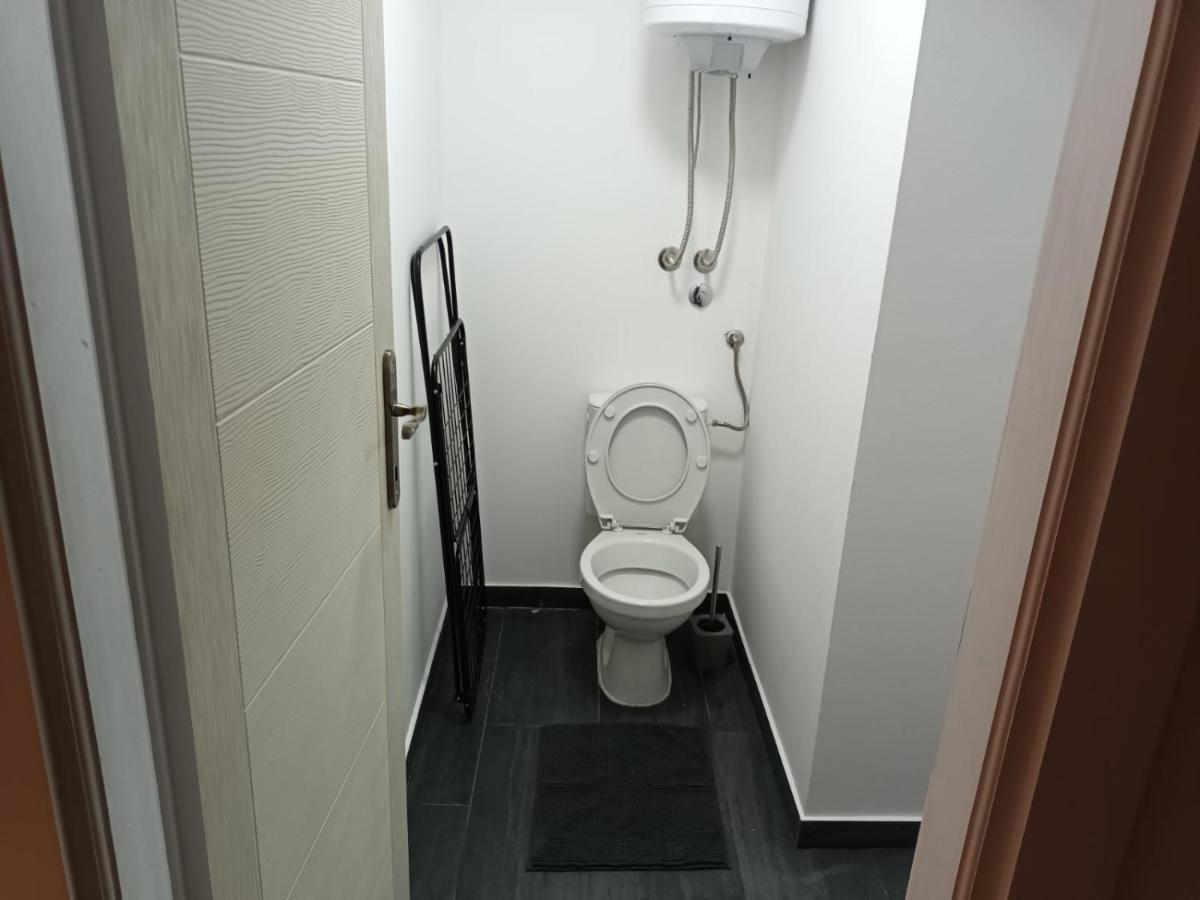 Aurora Appartement Belgrado Buitenkant foto